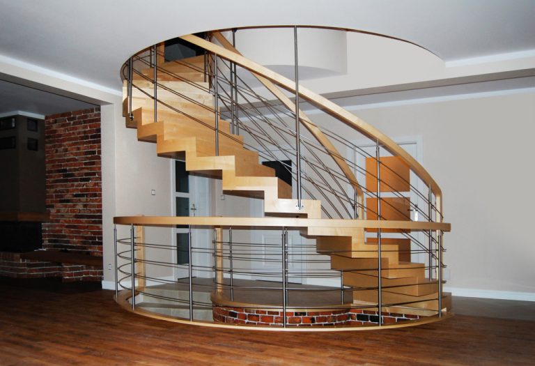 Czy warto postawić na nowoczesne schody drewniane?