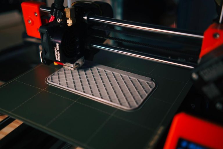 W jaki sposób powstają wydruki 3D?